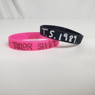 Taylor Swift 1989 Wristband (Small)