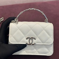 【全網最低價】 Chanel 白色琺瑯小廢包 97新