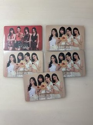出 aespa 辛拉麵小卡