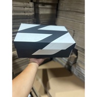 COMBO 5 BOXES OF NIKE JORDAN SHOES AND SLIPPERS BRAND WHITE WITH BLACK PRINT