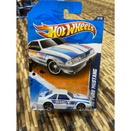 Hot Wheels 92 Ford Mustang