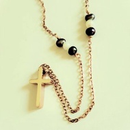 不鏽鋼十字架配彩色珍珠項鍊