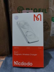 Mcdodo 麥多多 手機/手錶/耳機 三合一 磁吸無線充電盤充電器支架座 合平系列 CH-115 全新二手