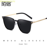 [LOCAL SELLER] Cyxus Photochromic Sunglasses for Women/Men Square Frame Blue Light Glasses 8208