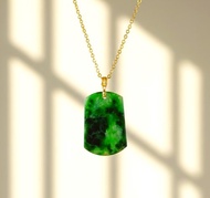 冰種辣綠花青翡翠無事牌項鍊 18K墜頭 | 天然緬甸A貨翡翠 | 送禮