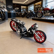 MINIATURE FLAT DRAG MOTORCYCLE TOY RANDOM COLOR