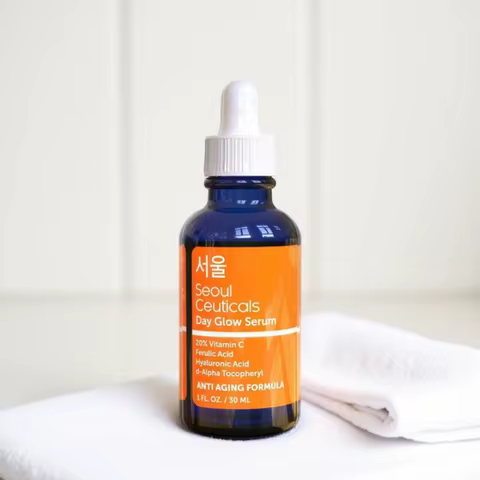SEOUL CEUTICALS DAY GLOW SERUM VC Essence Brightens Skin Tone Moisturizing and Reduces Fine Lines an