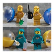 ($380/套，散賣 $100/隻）全新 未砌 lego ideas 21358 扭蛋機 minifigures 人仔  - Classic space 金色 太空人 x2 + 藍綠色 太空人 x2 
