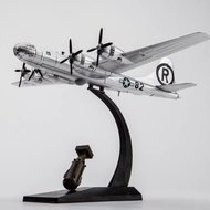 Boeing B-29 Superfortress Bomber Model (1:144) [Include 1/60 Scale Model of "Little Boy" Bomb]
