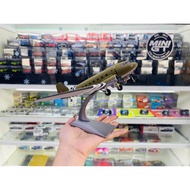 WWII C-47 Transport (D) (UK) military aircraft Model scale 1:200 Ns Model MBQS065 MBQS066