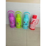 3 Liter Hot Water Bottle (8 Pounds) Floral Print Cute And Bright Suitable For Storing (Products Ship
