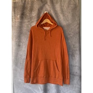 Uniqlo Hoodie ((CODE 8274))