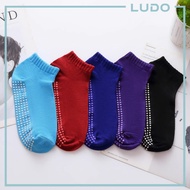 [LUDO] 1 Pairs QStar Trampoline Anti-slip Socks/ Stokin Pendek Anti-slip