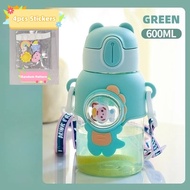 READY STOCK❤️600Mml Childrens Cute Water Bottle Plastic Cup with Lid Kids Drinking Bottle With 3D Sticker School Water Bottle With Straw Botol Budak