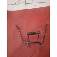 Pulsar 220 visor bracket iron