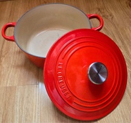 Le Creuset 22cm 圓形琺瑯鑄鐵鍋
