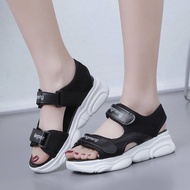 NH Fashion รองเท้าแตะรัดส้นผู้หญิง รองเท้าแฟชั่นผญ สไตล์เกาหลี รองเท้าแตะ  sandals for women รองเท้า โบฮีเมียน รองเท้ารัดส้น ญ FS566304