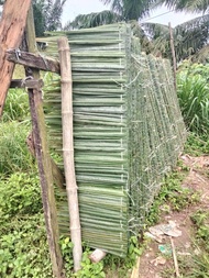 Dekor ala kampung 2023. Atap nipah leaf murah dan kemas buatannya . Buatan orang kampung. sesuai dijadikan bumbung resort atau rumah berkonsep kampung dan tradisional melayu. Sejuk dan nyaman tidak panas duduk dirumah atap nipah. sangat selesa.