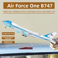 CHENXING | Gift Lighted Airplane Model with Landing Gear B747