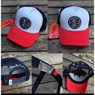 Deus Ex Machina Hat