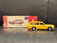 TOMICA DANDY 021 - NISSAN GLORIA ROAD CONSTRUCTION VAN