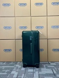 rimowa essential trunk plus size 33"