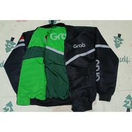 JAKET GRAB HIJAU BOLAK BALIK GRAB HITAM BISA BUAT VERMUK ANTI KOTOR ANTI AIR BORDIR SAKU 6 READY SIZ