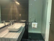 OYO 90975 Atta Hotel