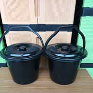 BLACK MULTIPURPOSE WATER BUCKET 2.5 AND 3 GL + LID