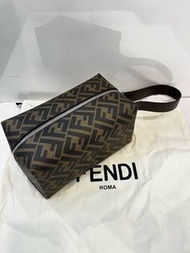 正品 全新 Fendi方桶 手包/化妝袋 特價💰3500‼️‼️