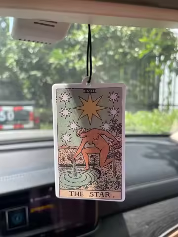 Legend/Gulong Fresh Scent Five-Star Neutral Car Perfume and Non-Toxic Air Freshener | Natural Essent