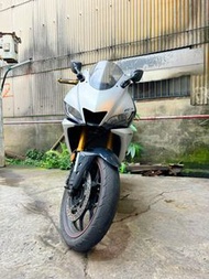 YAMAHA R3 ABS