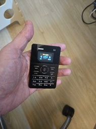 卡片手機，老人手機，兒童手機 後備手機  card mobile phone mini phone spare mobile phone