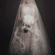 Wedding Dress by Yefta Gunawan