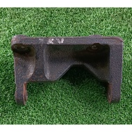 USED JAPAN AIRCOND COMPRESSOR BRACKET FOR DAIHATSU YRV K3