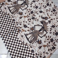 Kain Batik solo motif parang wayang kembang akar
