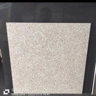 granit uk 60x60 matt/kasar
