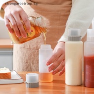 Strongaroetrtop Spice Bottle Squeeze Round Spice Box Sauce Bottle Kitchen Spice Bottle Jar Household Plastic Spice Box SG