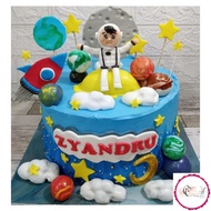 Astronot Cake / Kue Ulang Tahun Karakter Astronot / Kue Ultah Planet