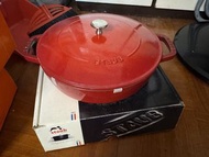 Staub 鑄鐵鍋 28cm 紅色