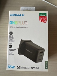 Momax one plug UM20 65W (2A1C) 充電器