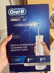 Oral B 水牙線