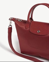 近全新! 正品Longchamp Neo 深紅色S號背帶尼龍包