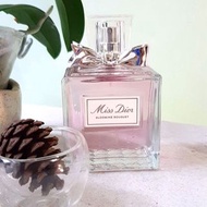 Miss Dior 花漾迪奧 淡香水🍑2ml🍑Blooming Bouquet 分裝香 分享香🍑噴瓶 小香 試管香 香氛 針管香