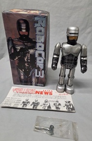 日本製鐵皮 RoboCop3 上鍊機械人