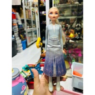 Disney Elsa Princess Frozen 2 doll model (2nd - no battery)