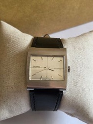 PM for Price 復古精品 Seiko 精工 手動上鍊 機械錶 vintage 方形兩針正裝錶 狀態新 復古 適合日常配戴 配代用靚皮帶 淨錶