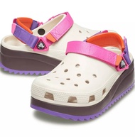 Buy 1 pair Get 4 Jibbitzs for Free รองเท้าแตะผู้หญิง Crocs Hiker Ikat Clog Women รองเท้าส้นสูง 2.7" 