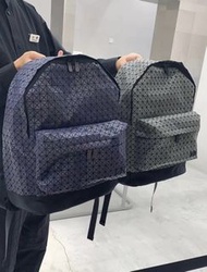 ISSEY MIYAKE三宅一生Kuro Daypack經典菱格時尚潮流復古休閒背包雙肩包