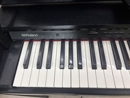 Roland digital piano dp603 wooden keys with bench